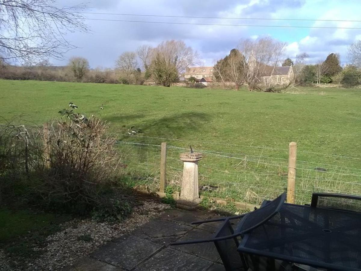 Remarkable 3 Bed Cottage In Bath Woolverton Buitenkant foto