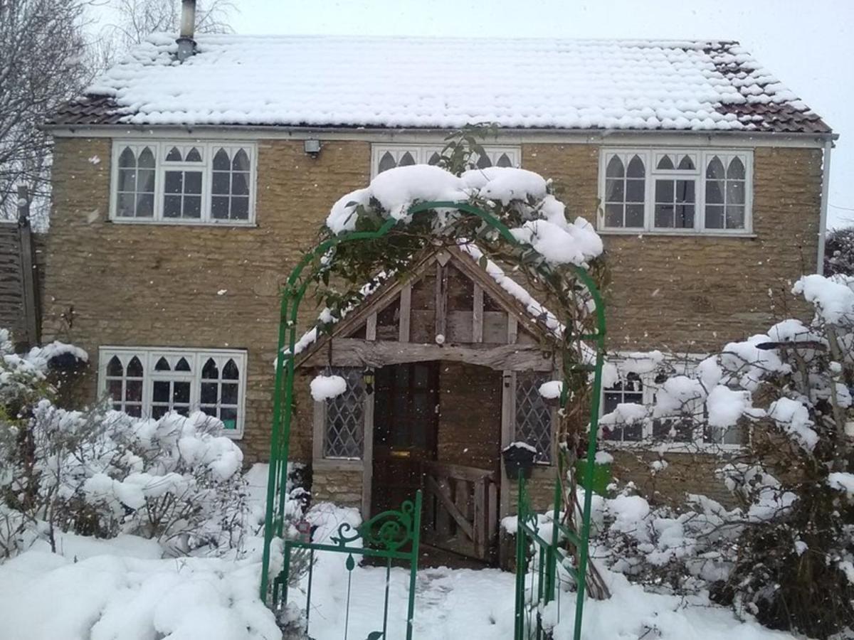 Remarkable 3 Bed Cottage In Bath Woolverton Buitenkant foto